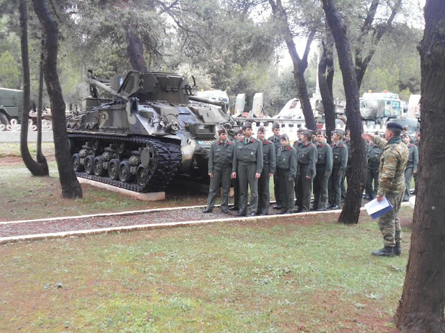 Επίσκεψη Σχολής Μονίμων Υπαξιωματικών στο Κέντρο Εκπαίδευσης Τεθωρακισμένων - Φωτογραφία 6