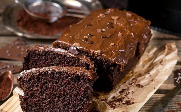 Συνταγή για σοκολατένιο κέικ με δύο μόνο υλικά - Φωτογραφία 1