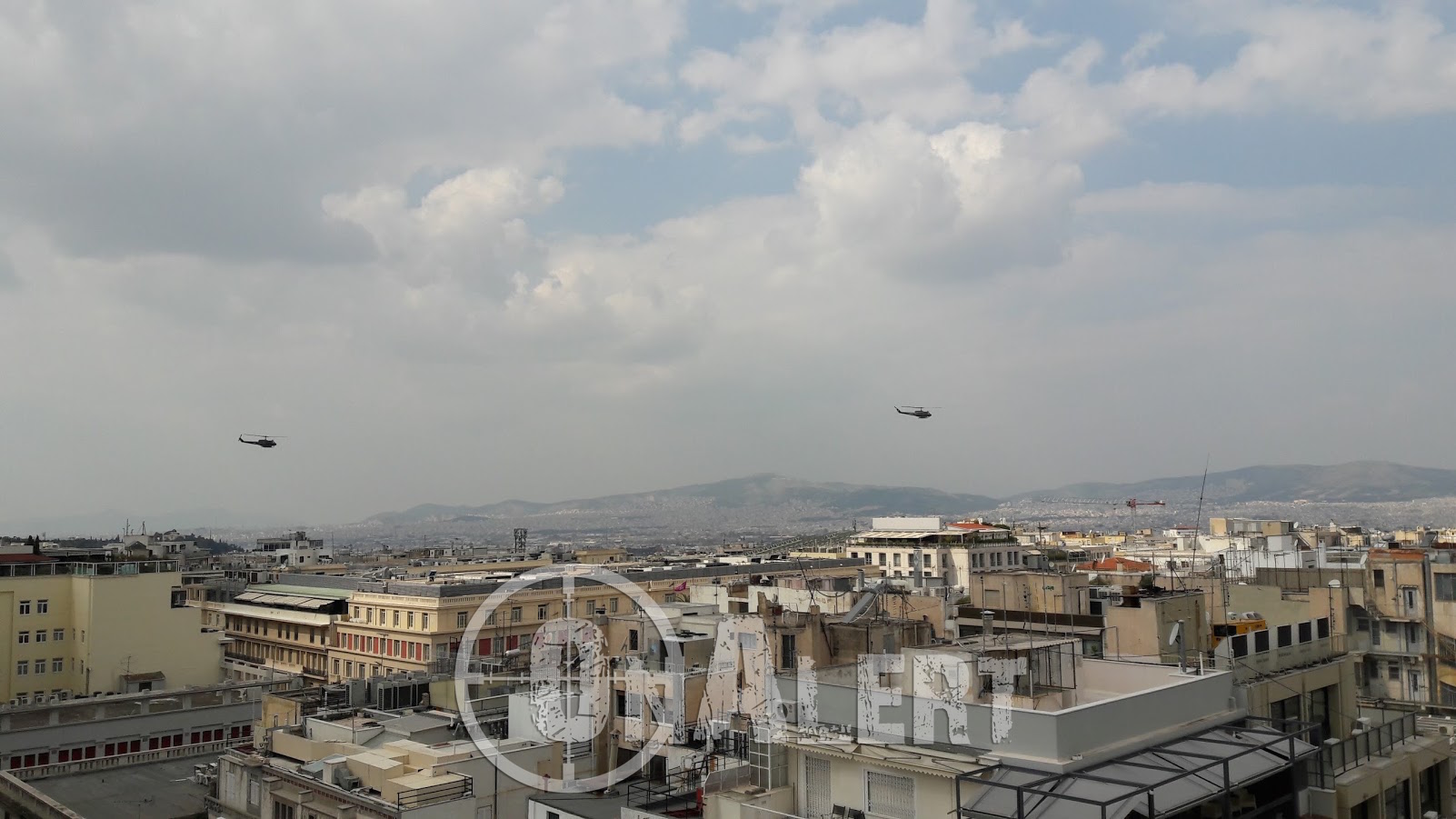 Μαχητικά αεροσκάφη στον Αττικό ουρανό για την παρέλαση της 25ης Μαρτίου - Φωτογραφία 4