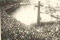 Οι φωτογραφίες που συγκλόνισαν την Ελλάδα - Ζωντάνεψαν οι μνήμες 8 δεκαετίες μετά