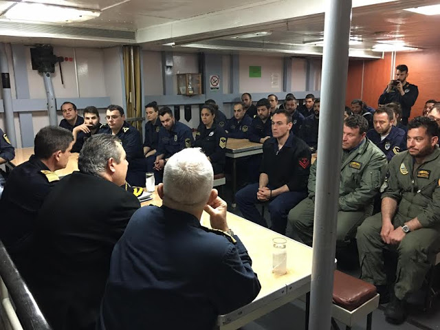 Επίσκεψη ΥΕΘΑ Πάνου Καμμένου στη Φρεγάτα «ΛΗΜΝΟΣ» που εκτελεί καθήκοντα πλοίου επιχείρησης φυλακής σκοπούντος - Φωτογραφία 4