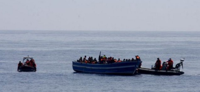 Διασώθηκαν 420 μετανάστες στα ανοικτά της λιβυκών ακτών - Φωτογραφία 1
