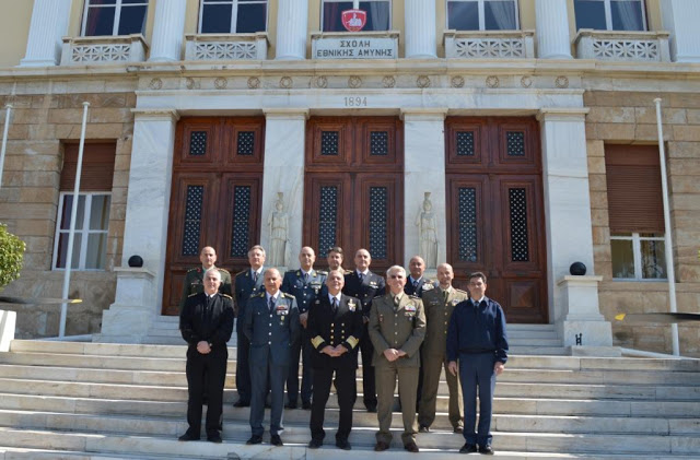 Εκπαιδευτική Επίσκεψη Αντιπροσωπείας της Σχολής Άμυνας των Ιταλικών ΕΔ στην Ελλάδα - Φωτογραφία 2