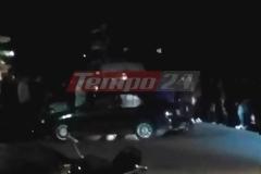 Πάτρα: Οδηγός μηχανής... εκτινάχθηκε πάνω από Ι.Χ. αυτοκίνητο - Στο νοσοκομείο τρία άτομα, ανάμεσά τους και ένα παιδί