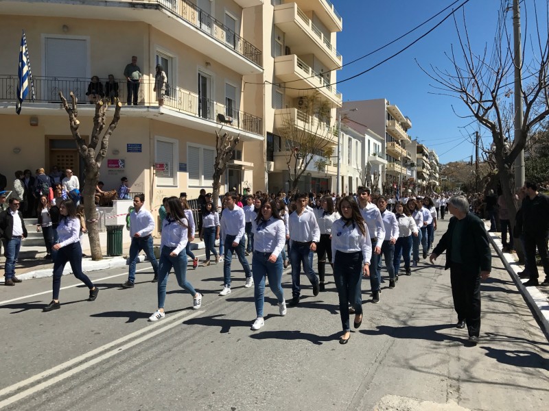 Με λαμπρότητα στα Χανιά ο εορτασμός της 25ης Μαρτίου - Φωτογραφία 16