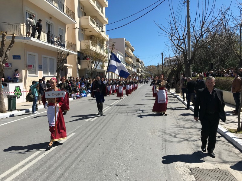 Με λαμπρότητα στα Χανιά ο εορτασμός της 25ης Μαρτίου - Φωτογραφία 4