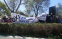 Χανιά - Πανό διαμαρτυρίας για το αεροδρόμιο στην Παρέλαση...