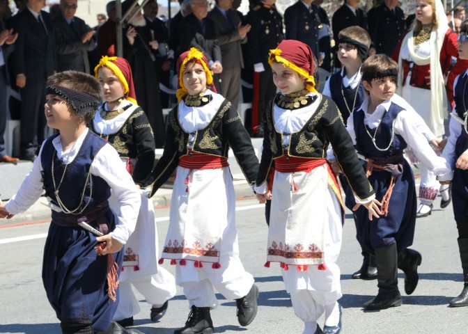 Τα …. highlights της παρέλασης στο Ηράκλειο [photos] - Φωτογραφία 7