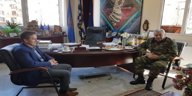 Ο νέος Διοικητής της Μεραρχίας Έδεσσας, Υποστράτηγος Συμεών Κεβεντζίδης στον Δήμαρχο Αλμωπίας - Φωτογραφία 1