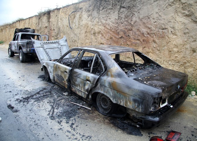 Ηράκλειο: Παρανάλωμα του πυρός δύο οχήματα κοντά στο ΠΑΓΝΗ - Φωτογραφία 2