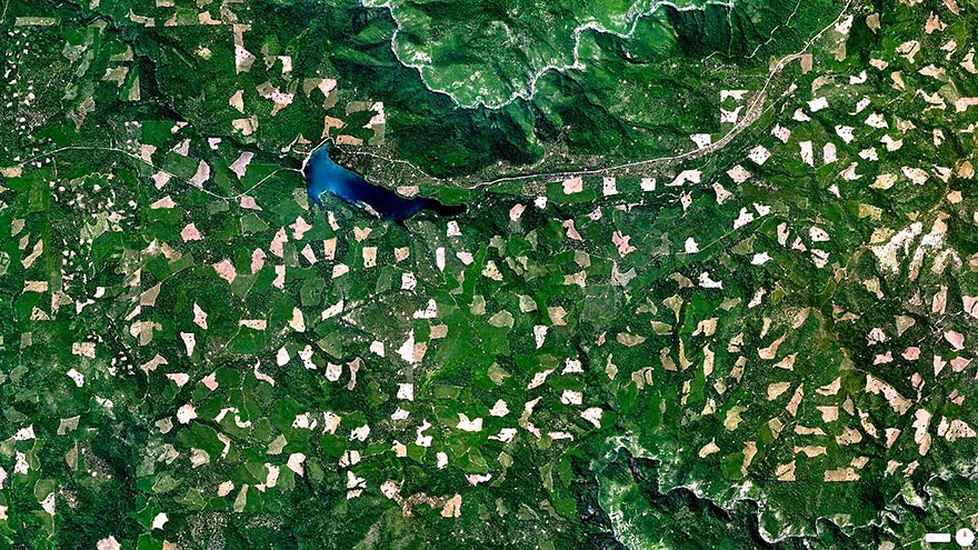 Εκπληκτικά τοπία του πλανήτη από δορυφόρο, που θυμίζουν πίνακες ζωγραφικής [photos] - Φωτογραφία 2