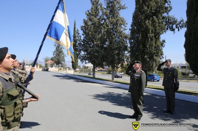 Κατάθεση στεφάνου από Α/ΓΕΕΦ στον Τύμβο Μακεδονίτισσας - Φωτογραφία 2