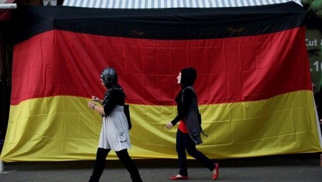 Τουλάχιστον 262 τούρκοι διπλωμάτες και στρατιωτικοί ζήτησαν άσυλο στη Γερμανία - Φωτογραφία 1