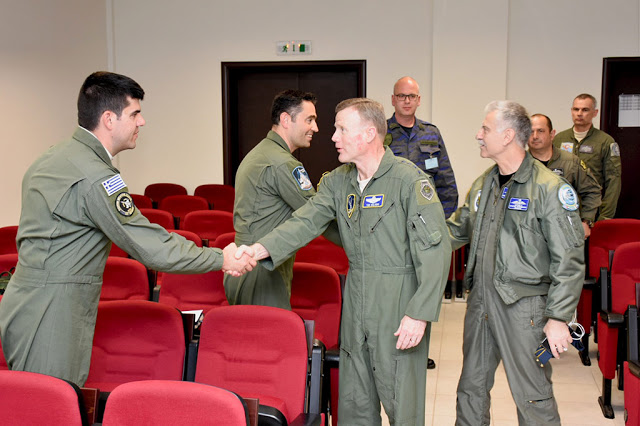 Επίσκεψη Διοικητή USAFE, AFAFRICA και Αρχηγού ΓΕΑ στην Αεροπορική Βάση Ανδραβίδας στο πλαίσιο του «ΗΝΙΟΧΟΣ 2017» - Φωτογραφία 6