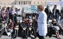 Τετράωρη στάση εργασίας των γιατρών σε Αθήνα και Πειραιά - Συγκέντρωση στο υπουργείο Υγείας