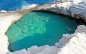 Γκιόλα, η διάφανη λίμνη της Ελλάδας - Μια φυσική πισίνα με πράσινο νερό που τη χωρίζει ένας βράχος από τη θάλασσα [photos] - Φωτογραφία 16