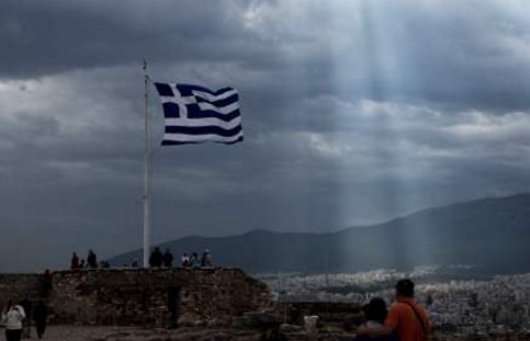 Handelsblatt: Θα χρειαστεί 4ο μνημόνιο για να μη χρεοκοπήσει η Ελλάδα - Φωτογραφία 1