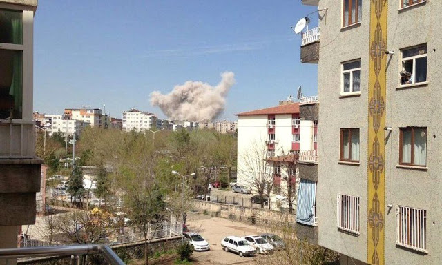 Τουρκία - Έκρηξη με τραυματίες στο Ντιγιάρμπακιρ (Photos και Video) - Φωτογραφία 1
