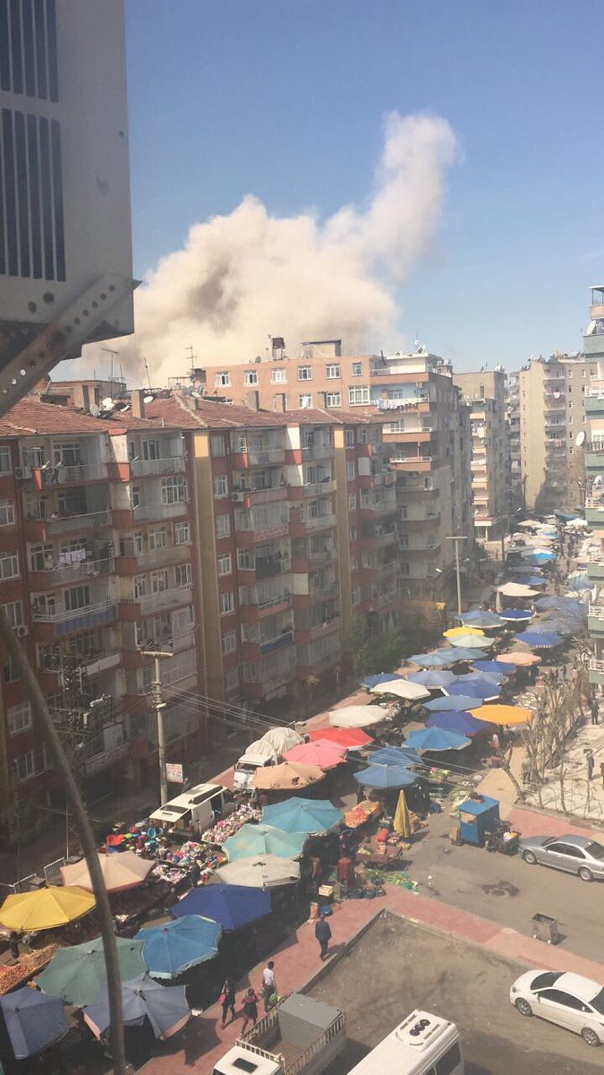 Τουρκία - Έκρηξη με τραυματίες στο Ντιγιάρμπακιρ (Photos και Video) - Φωτογραφία 15