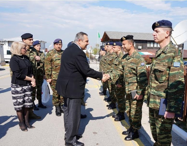 Τι δήλωσε ο Πάνος Καμμένος από το Κόσοβο για το μισθολόγιο των στρατιωτικών - Φωτογραφία 2