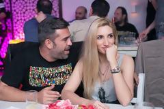Στέφανος Κωνσταντινίδης: Ερωτευμένος με την σύζυγο του σε σπάνια νυχτερινή έξοδο στον Κώστα Καραφώτη