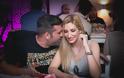 Στέφανος Κωνσταντινίδης: Ερωτευμένος με την σύζυγο του σε σπάνια νυχτερινή έξοδο στον Κώστα Καραφώτη - Φωτογραφία 2