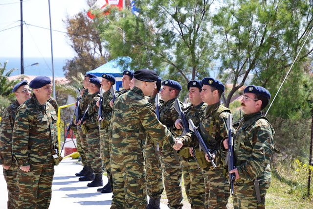 Επισκέψεις Αρχηγού ΓΕΣ για Ανταλλαγή Ευχών με την Ευκαιρία του Αγίου Πάσχα - Φωτογραφία 8