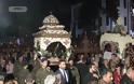 Ιωάννινα: Πλήθος πιστών και βαθιά κατάνυξη στην Περιφορά των Επιταφίων στην Κεντρική Πλατεία [Video-Photos] - Φωτογραφία 7