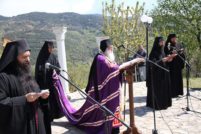 Τα πάθη του Χριστού στο Τρίκορφο Φωκίδος [photos] - Φωτογραφία 12