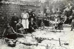 Πώς γιόρταζαν το Πάσχα στην Ελλάδα το 1930; [photos]