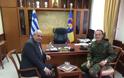Στα φυλάκια του Έβρου αυτή την ώρα ο Υφυπουργός Εξωτερικών Τέρενς Κουίκ με τον Δκτη του Δ΄ΣΣ Αντιστράτηγο Γεώργιο Καμπά