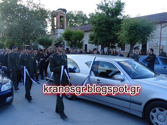 Το τελευταίο αντίο στον υπολοχαγό Κωνσταντίνο Χατζή ΒΙΝΤΕΟ - ΦΩΤΟ - Φωτογραφία 61