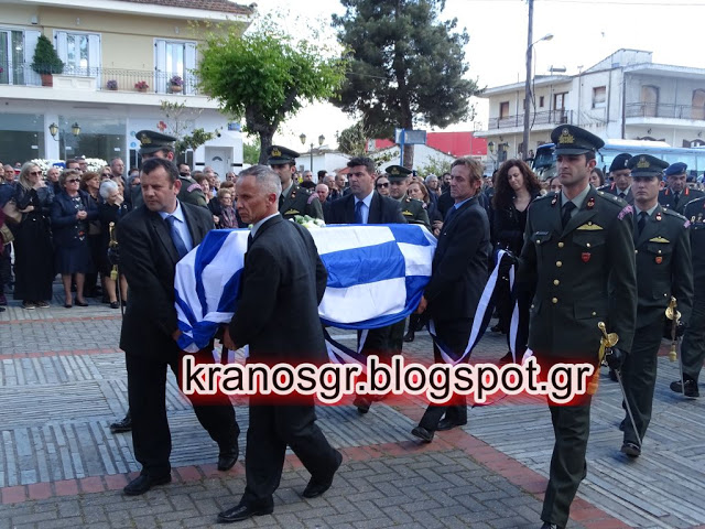 Το τελευταίο αντίο στον υπολοχαγό Κωνσταντίνο Χατζή ΒΙΝΤΕΟ - ΦΩΤΟ - Φωτογραφία 8