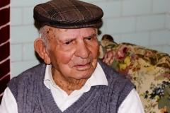 Δεν σταματούσε να φέρεται άσχημα στον ηλικιωμένο πάτερα του - Μέχρι που ο δικός του γιος, του έδωσε ένα μάθημα...