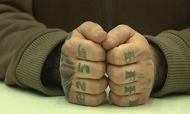Αντισημιτικό τατουάζ στέλνει στη φυλακή νεοναζί Γερμανό - Φωτογραφία 1