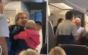 Απίστευτο: Αεροσυνοδός χτύπησε γυναίκα με μωρό στην αγκαλιά