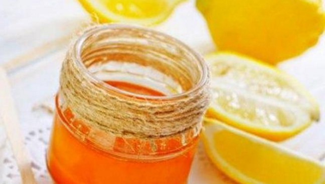 Μέλι και λεμόνι για την ακμή - Φωτογραφία 1