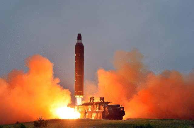 ΕΚΤΑΚΤΟ: Οι ΗΠΑ εκτόξευσαν τον διηπειρωτικό Minuteman III με κατεύθυνση τη Β.Κορέα -Προσομοίωση πυρηνικού ολοκαυτώματος και αφανισμού της χώρας - Φωτογραφία 1