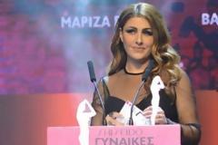Έκοψε...ανάσες και μοίρασε εγκεφαλικά η εκθαμβωτική Έλενα Παπαρίζου στα Madame Figaro Awards - Δείτε την