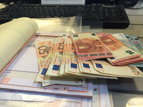 Χαράτσι 650 ευρώ – Αυτοί είναι οι νέοι φόροι για όλους - Φωτογραφία 1