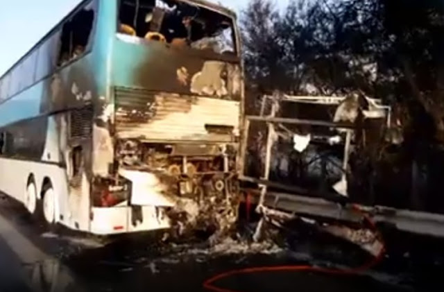 Πάτρα:Παραλίγο τραγωδία με φλεγόμενο λεωφορείο - Μετέφερε μαθητές του Λυκείου Γλυφάδας [photos+video] - Φωτογραφία 4