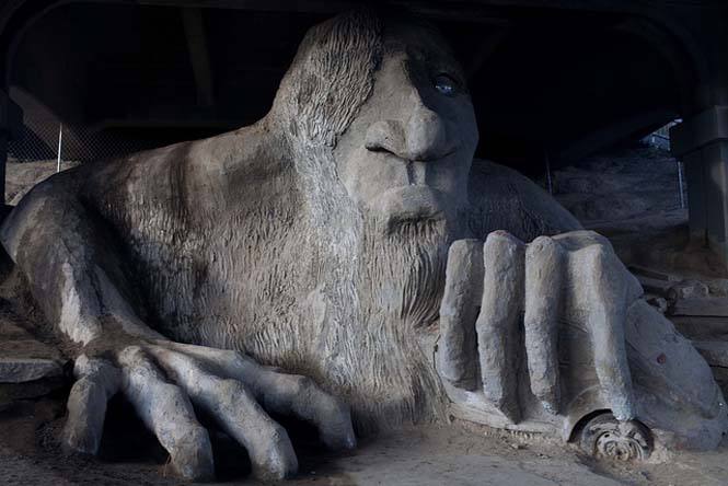 Τα 10 πιο τρομακτικά αγάλματα του κόσμου...[photos] - Φωτογραφία 6