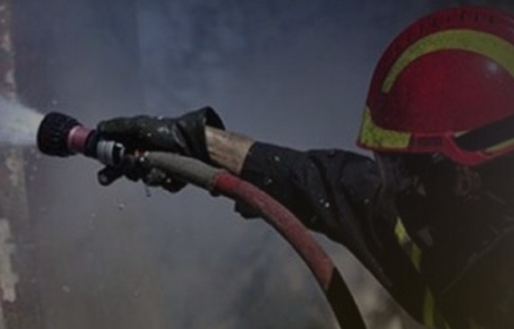 Κρήτη: Η ώρα της δικαιοσύνης για τον πυροσβέστη που υπέστη βλάβες από αναπνευστική συσκευή - Φωτογραφία 1