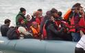 Δεκάδες πρόσφυγες διασώθηκαν κοντά στις ακτές της Λέσβου