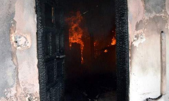 Ανείπωτη οικογενειακή τραγωδία - Γιος αυτοπυρπολήθηκε και έβαλε φωτιά στην ίδια του τη μητέρα - Φωτογραφία 1