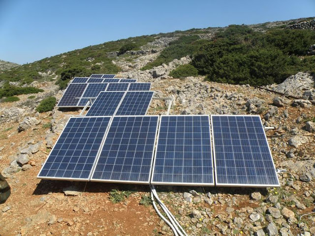 Εγκατάσταση Φωτοβολταϊκών και Ανεμογεννητριών σε ΚΙΝΑΡΟ - ΛΕΒΙΘΑ από προσωπικό της 80 ΑΔΤΕ - Φωτογραφία 6