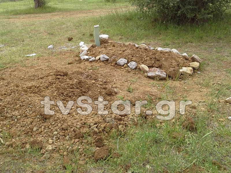 Τάφος σε χωράφι στην Άσκρη Αλιάρτου - Τι θα ρίξει φως στην υπόθεση [photo+video] - Φωτογραφία 2