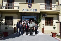 Εγκαίνια από την Ειδική Γραμματέα του ΥΠΕΘΑ Καλλιόπη Παπαλεωνίδα της Παιδικής Χαράς στον Οικισµό «Ρήγας Φεραίος» του 304 ΠΕΒ στο Βελεστίνο