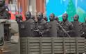 Στρατιώτες βγαλμένοι μέσα από ταινία τρόμου - Φορούν στολές που προκαλούν τρόμο [photos]