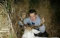 ΑΙΣΧΟΣ: Δείτε τι σπάνιο ζώο σκότωσε αυτός ο 11χρονος - Και τα τέρατα που έχει για γονείς ποζάρουν δίπλα του [photos] - Φωτογραφία 3